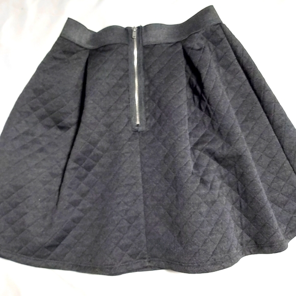 NWOT tag Mini skirt - Picture 2 of 3